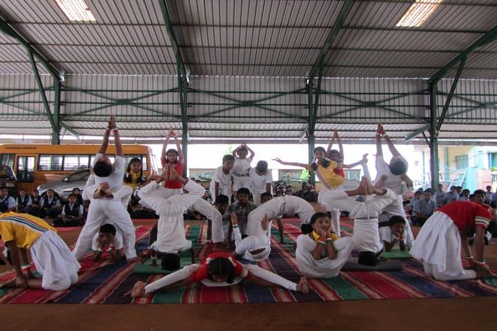 Mahajana Public School- Yoga day