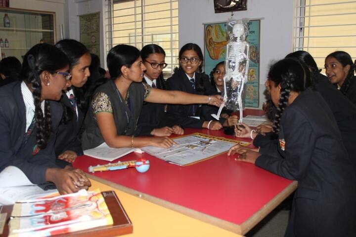 Martin Luther Public School-Biology Lab