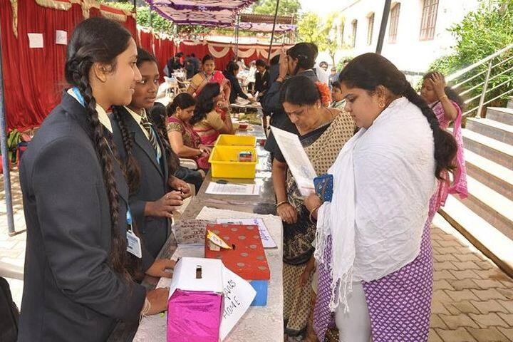 Mother Teresa School-Fest