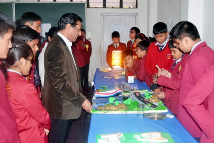 Gurukul Grammar School - School Exhibition