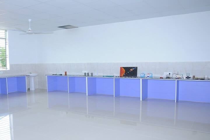 Mount Litera Zee School-Physics Lab