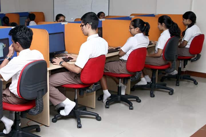 National Public School-Computer Lab