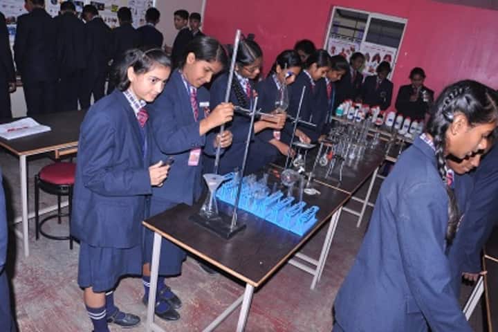 New Pratham Public School-Chemistry Lab