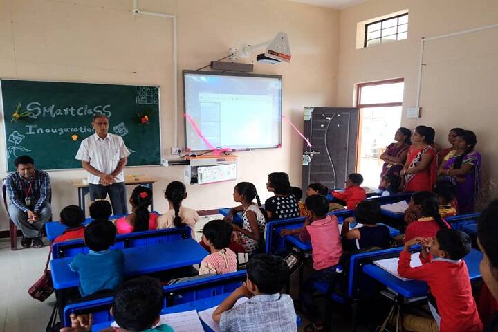 PETs Rathi And Kavade International School-Smart Class