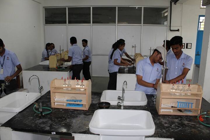 Pramati Hill View Academy-Chemistry-Lab