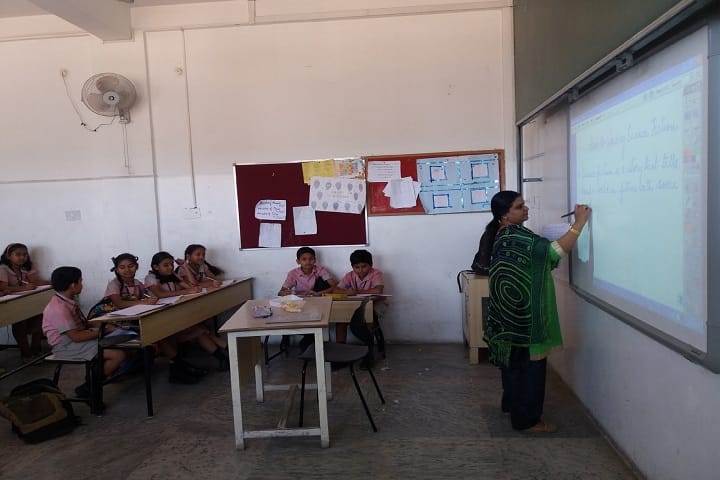 Pramati Hill View Academy-Class