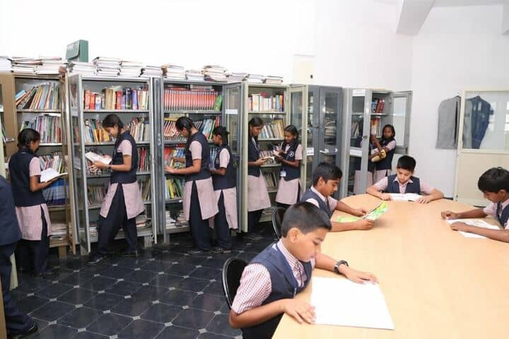 R L Jalappa Central School-Library