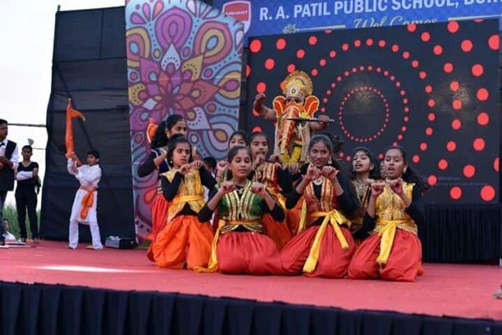R A Patil Public School-Dance