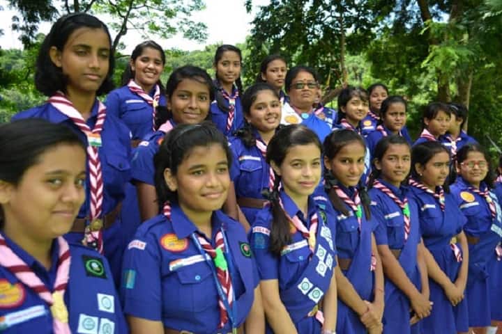 Holy Child School- Guides