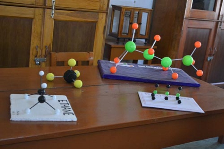 Holy Child School-Chemistry Lab