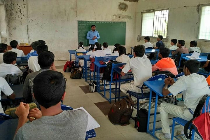 S S Kadapatti International Public School-Classroom