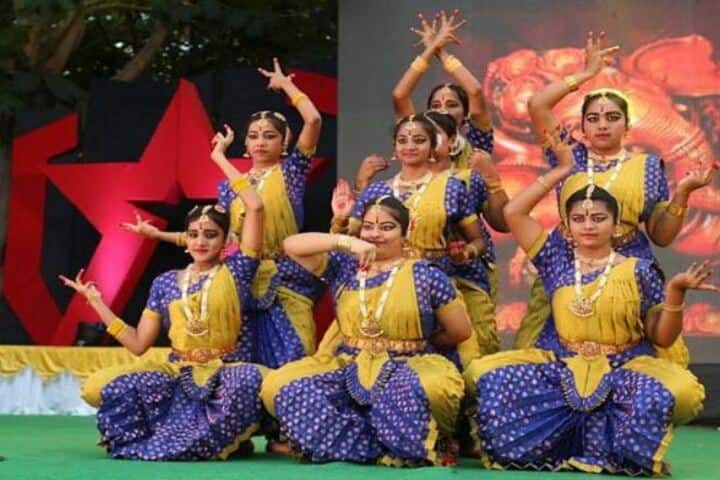 Sri Venkateshwara Central School-Dance