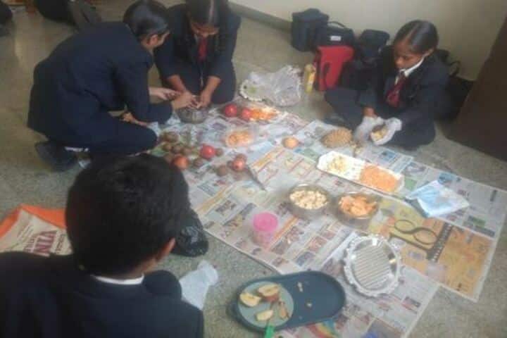 Sri Venkateshwara Central School-Art And Craft
