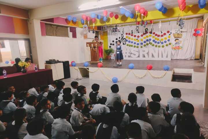 SRN Mehta School-Singing Competition