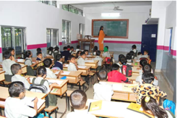 Shaikh Central School-Class Room