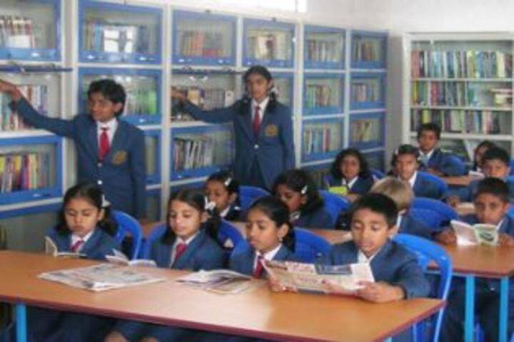 Shanthiniketan Public School-Library