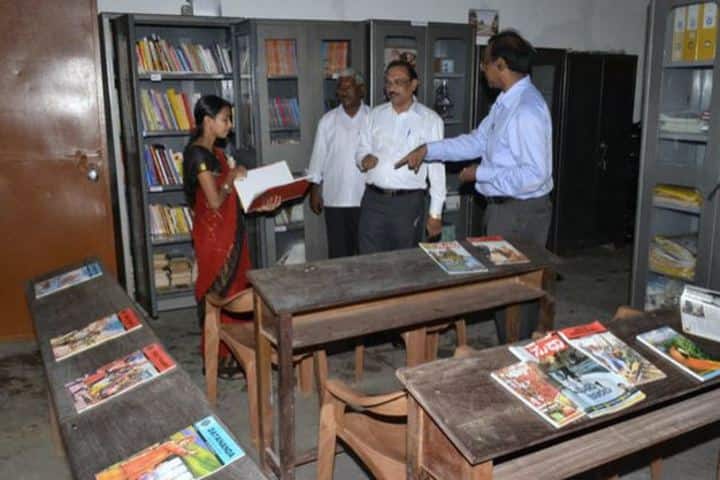 Shree Maruthi Residential School-Library