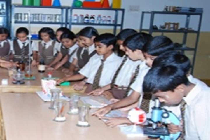 Shri Dharmasthala Manjunatheshwara English Medium School-Lab