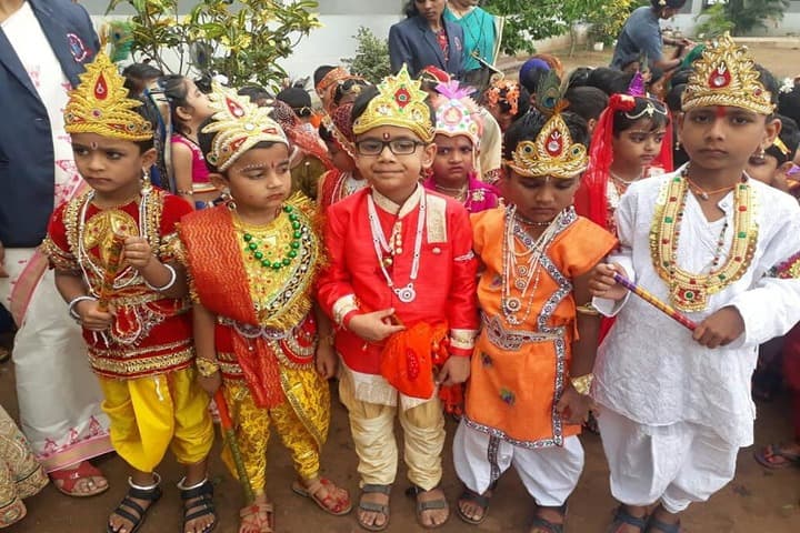 Shri Shankarling Model School-Festival Celebration