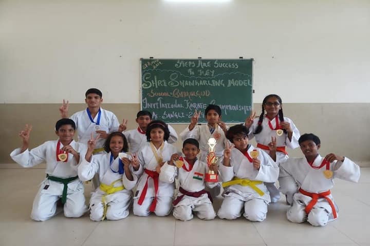 Shri Shankarling Model School-Karate