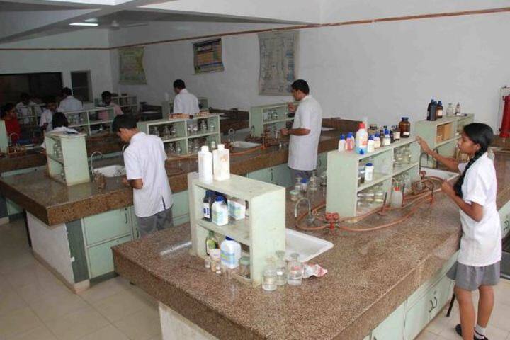 Sindhi High School-Chemistry-Lab