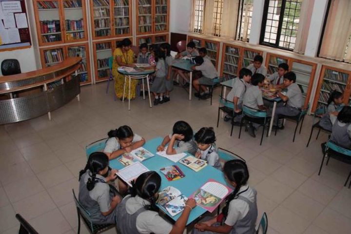 Sindhi High School-Library