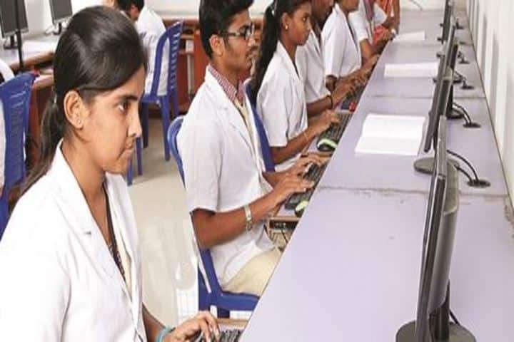 Smt Pushpa Shamanur Mahalingappa Residential School-Computer-Lab