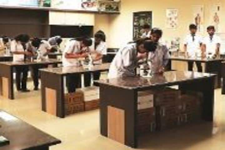 Smt Pushpa Shamanur Mahalingappa Residential School-Lab1