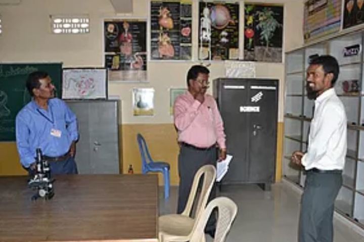 Smt Mahadevamma B Patil Memorial School-Physics Lab