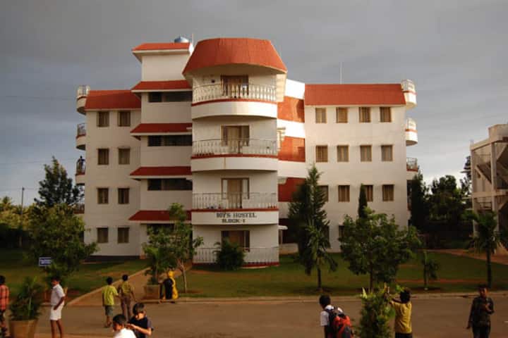 Sri Devaraj Urs Internatonal Residential School-Hostel