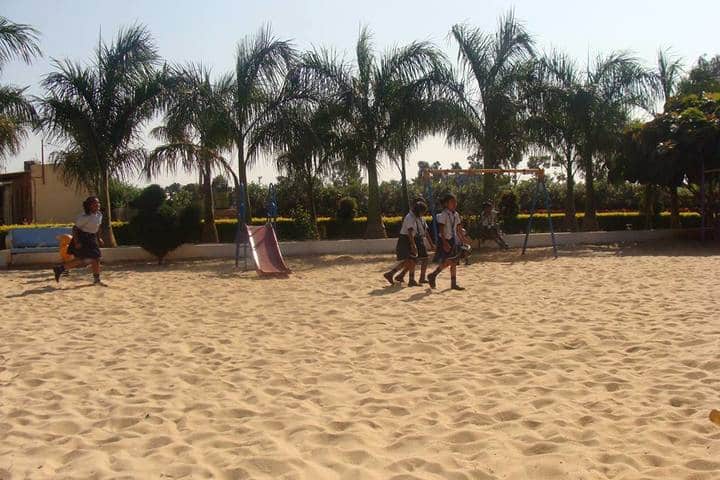 Sri Jnana Gangotri International School-Play Area
