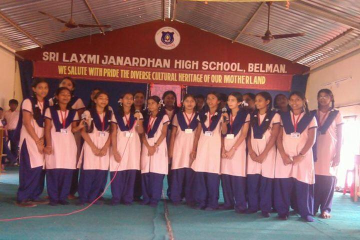 Sri Lakshmi Janardhan International School-Group Singing