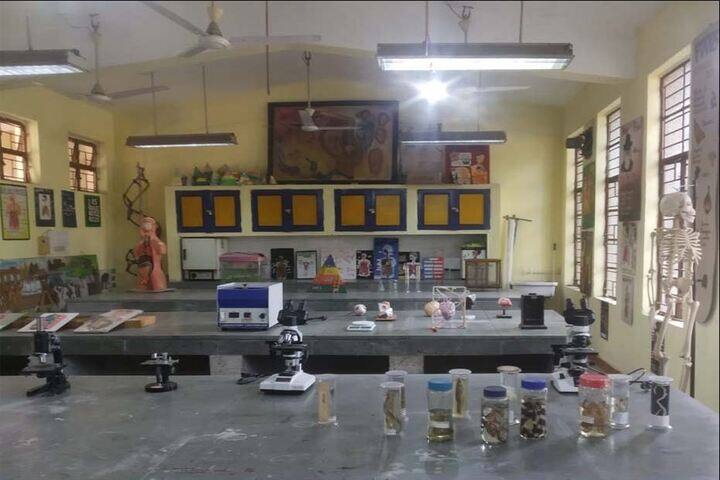Jawahar Navodaya Vidyalaya-Biology Lab