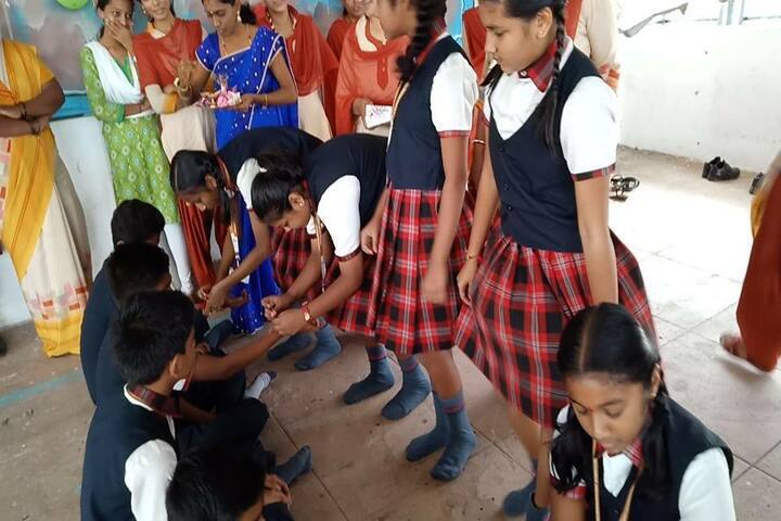 Surabhi Vidyaniketan-Rakhi Celebrations