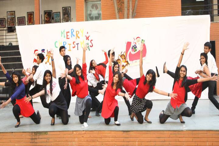 The Brigade School-Dance Activity