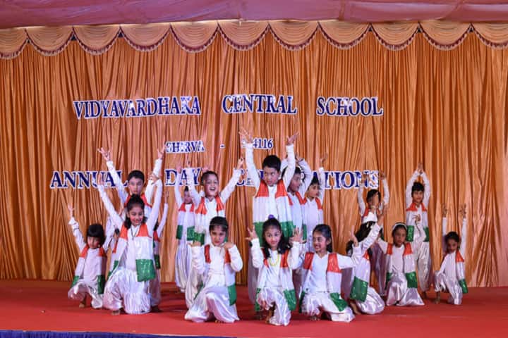 Vidyavardhaka English Medium School-Independence Day Celebrations