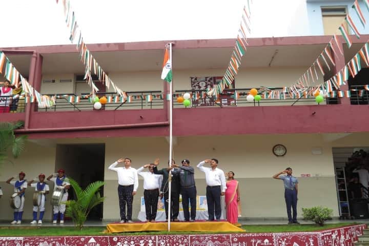 Vimal V Deshpande School Of Excellence-Flag Hosting