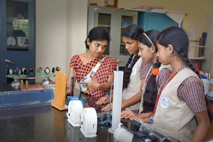 Vishwa Vinayaka National English Medium School-Physics Lab