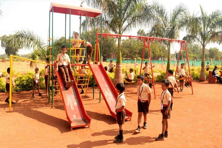 Vivekanad International Public School-Games