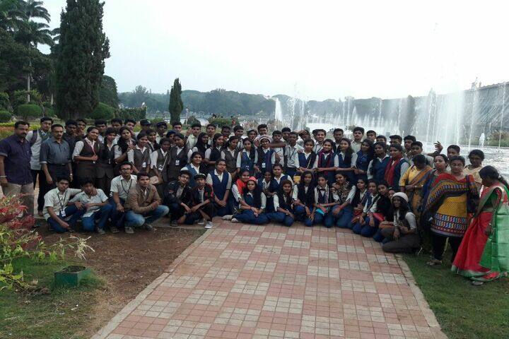 Aishwaraya Public School-Trip