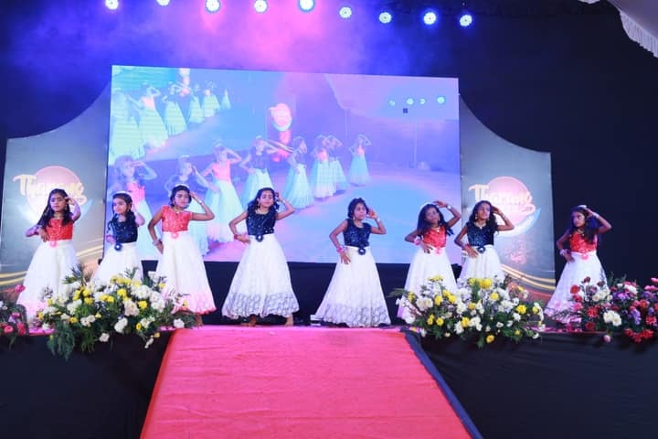 Al Ameen Central School-Dance