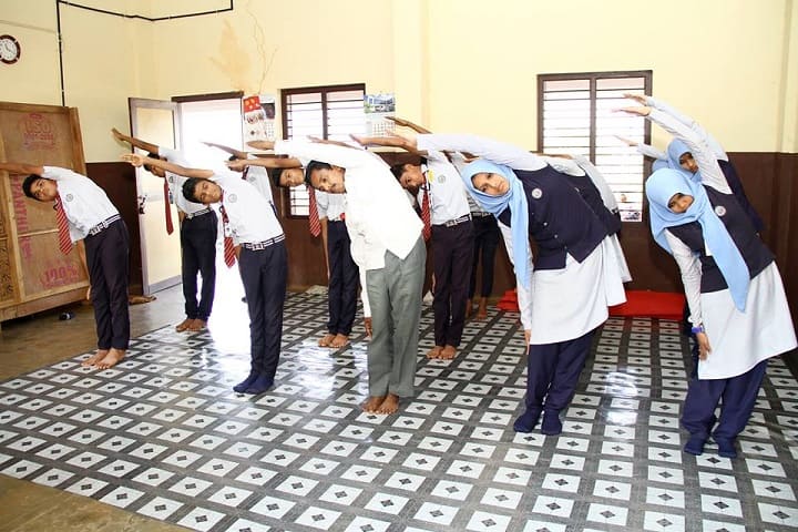 Al Fouz Jamia English School-Yoga Day