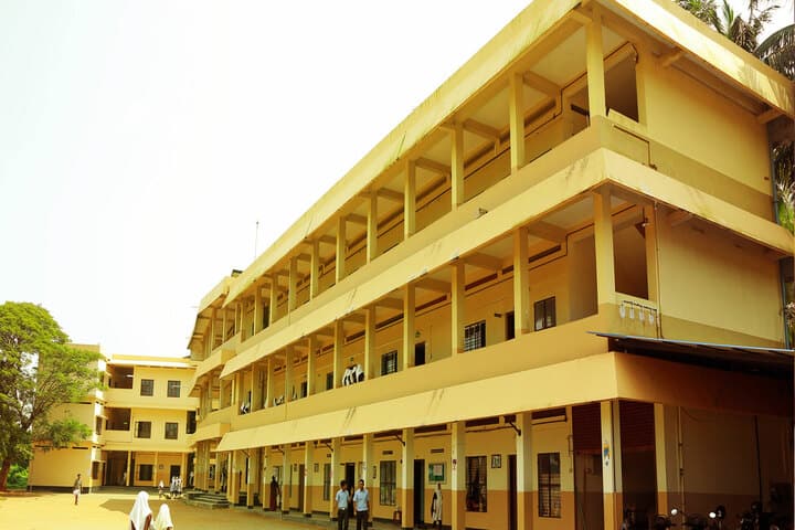 Amal English School-Campus