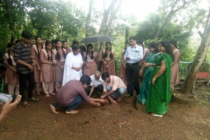 Amrita Vidayalayam-Plantation
