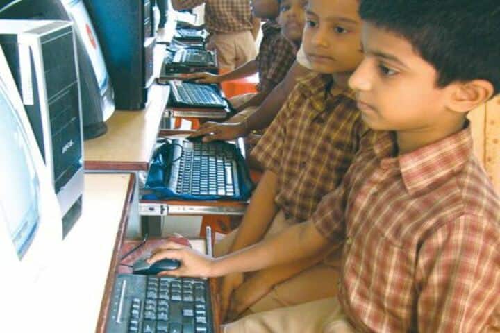 Amrita Vidyalayam-Computer Lab
