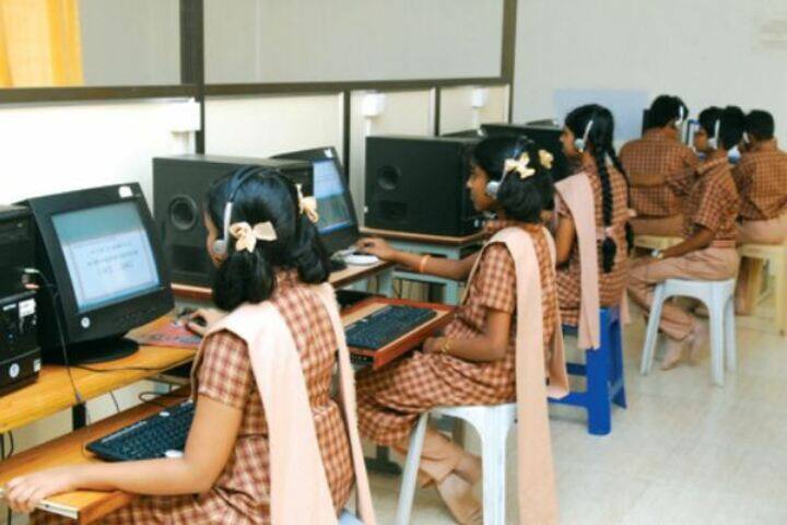 Amrita Vidyalayam-Computer Lab