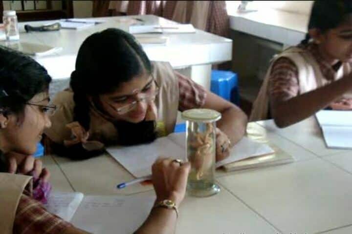 Amrita Vidyalayam-Biology Lab
