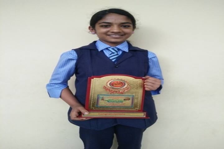 Anns English Medium School-Prizes in Drawing Competition