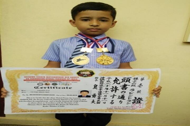 Anns English Medium School-Prizes