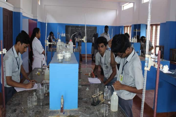 Arafa English School-Chemistry Lab